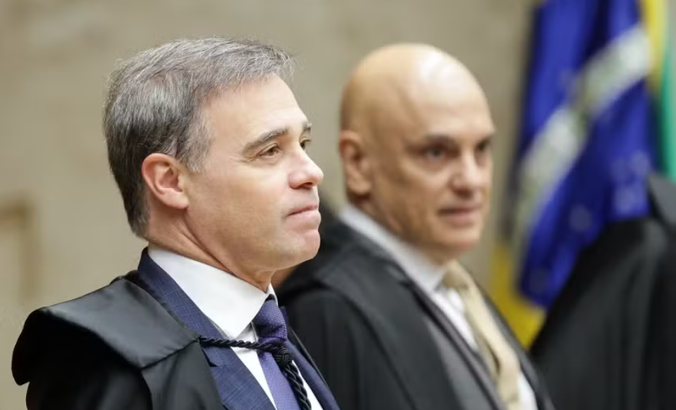 André Mendonça mobiliza orações e se torna ícone do 7 de setembro bolsonarista