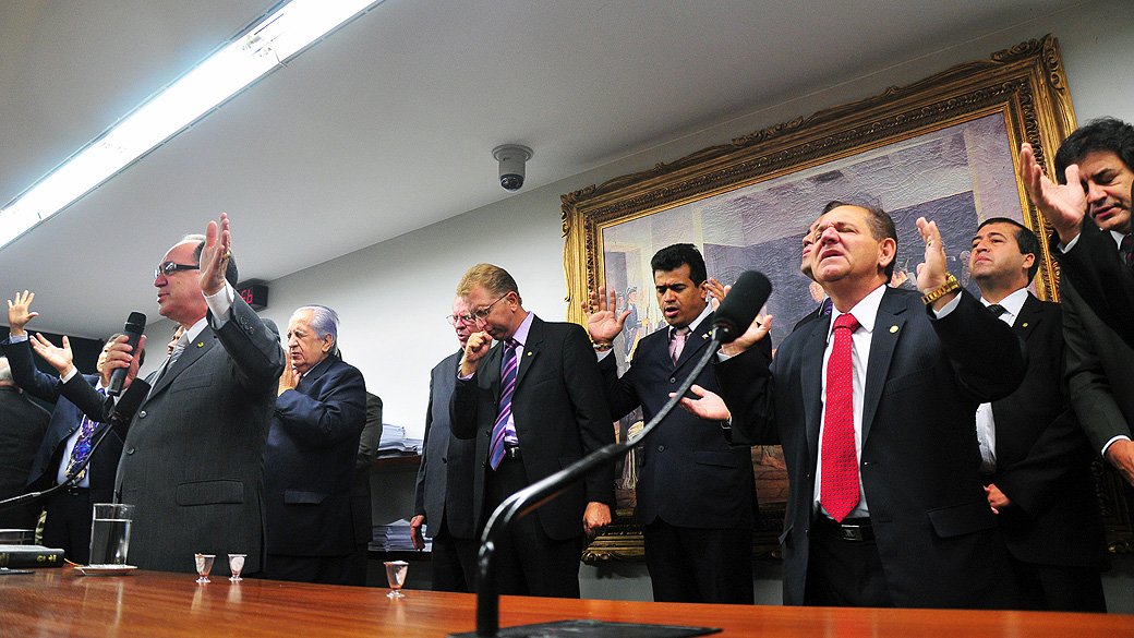 Os evangélicos nas eleições de 2026