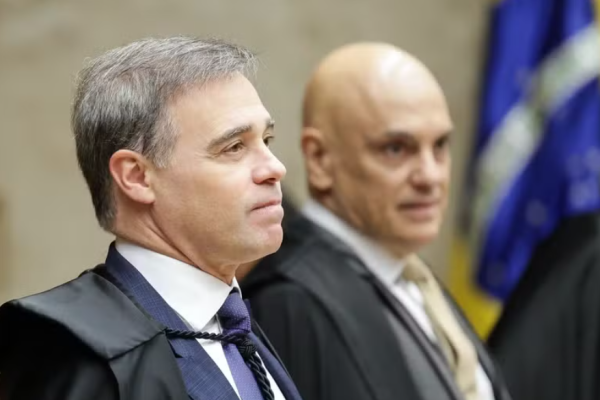 andre mendonça e moraes