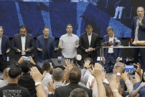 culto-malafaia-flavio-bolsonaro-claudio castro